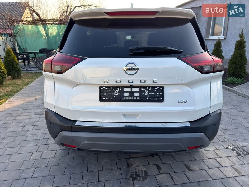 Позашляховик / Кросовер Nissan Rogue 2021 в Полтаві