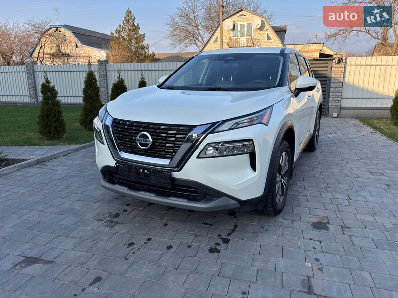 Позашляховик / Кросовер Nissan Rogue 2021 в Полтаві