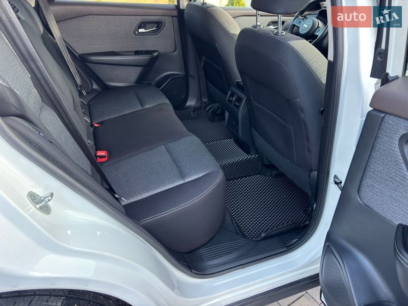 Позашляховик / Кросовер Nissan Rogue 2021 в Полтаві