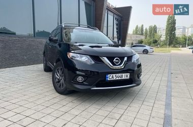 Внедорожник / Кроссовер Nissan Rogue 2015 в Умани