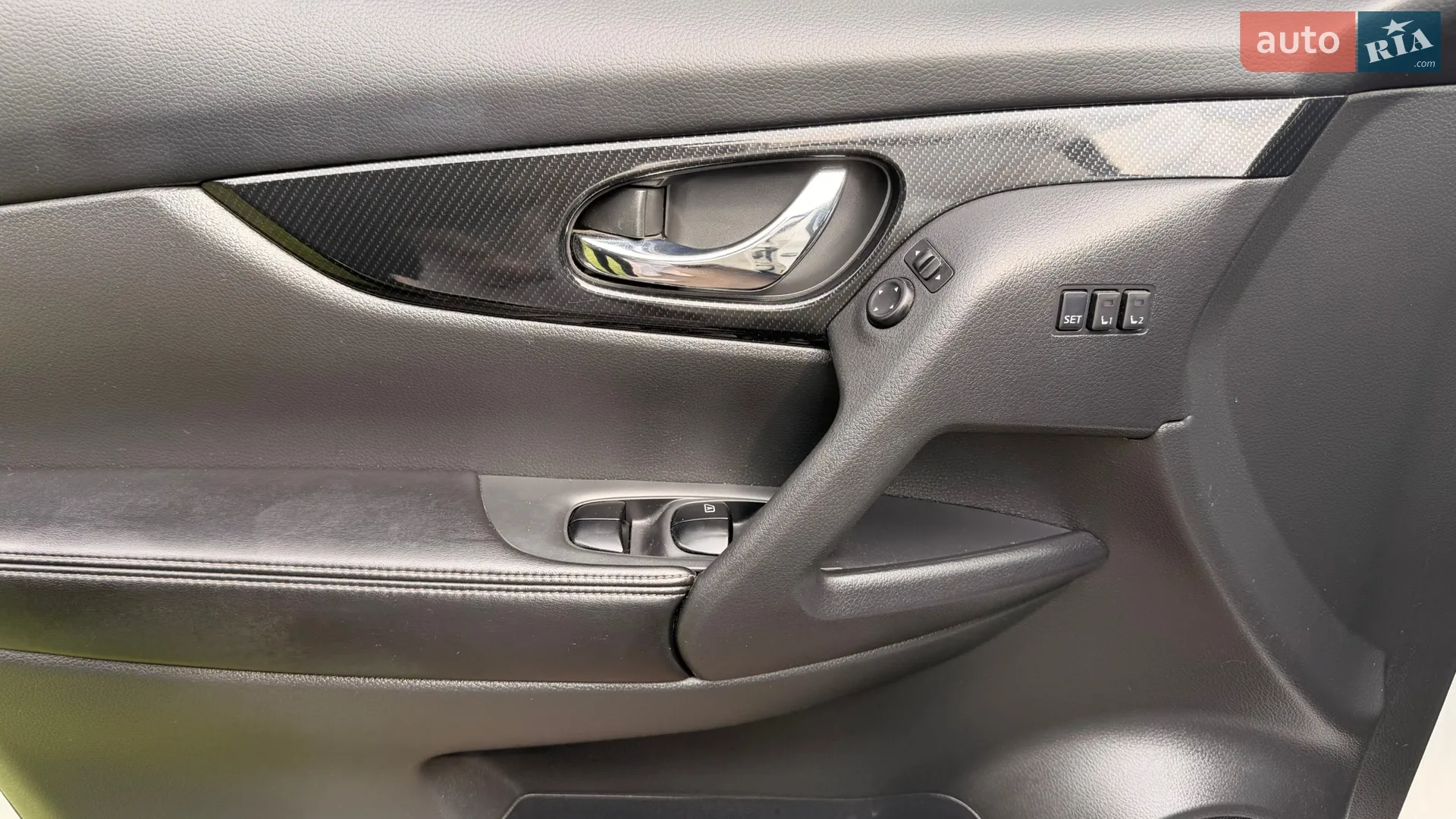 2018 Nissan Rogue - мініатюра 18