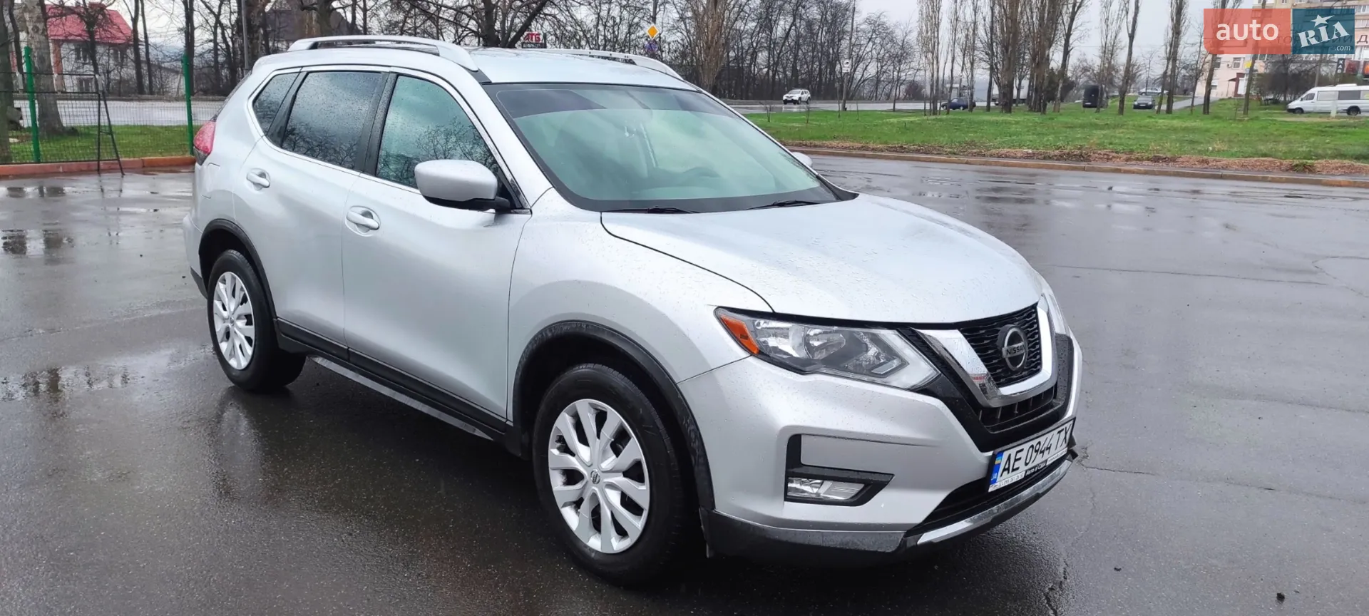 2017 Nissan Rogue - мініатюра 2