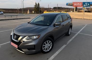 Внедорожник / Кроссовер Nissan Rogue 2017 в Тернополе