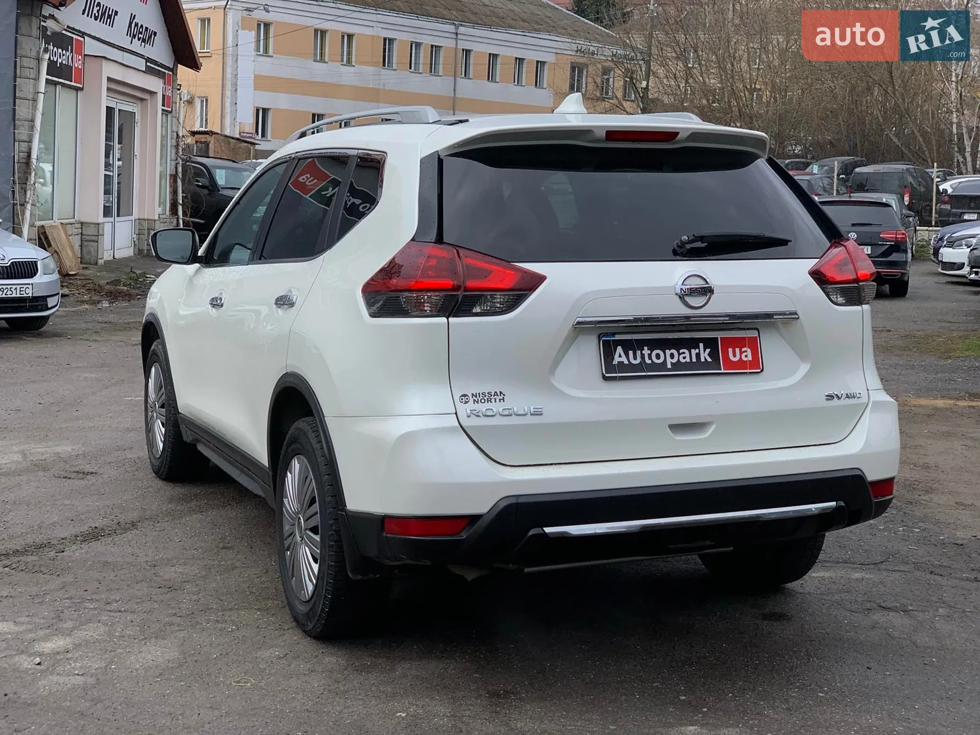 2018 Nissan Rogue - мініатюра 9