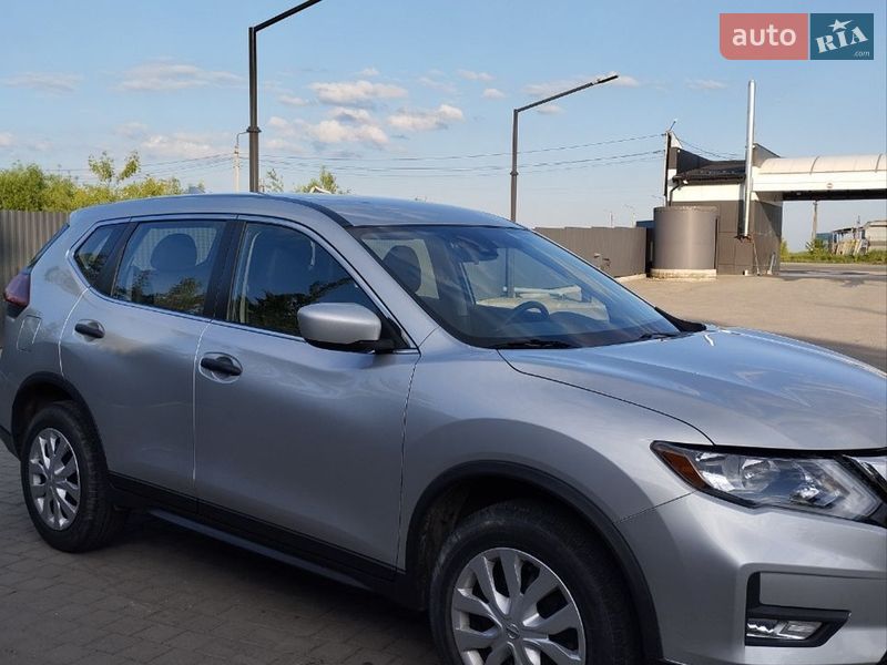 Внедорожник / Кроссовер Nissan Rogue 2020 в Ивано-Франковске