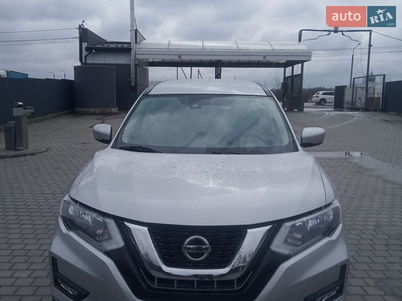 Внедорожник / Кроссовер Nissan Rogue 2020 в Ивано-Франковске