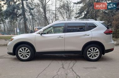 Внедорожник / Кроссовер Nissan Rogue 2018 в Кропивницком