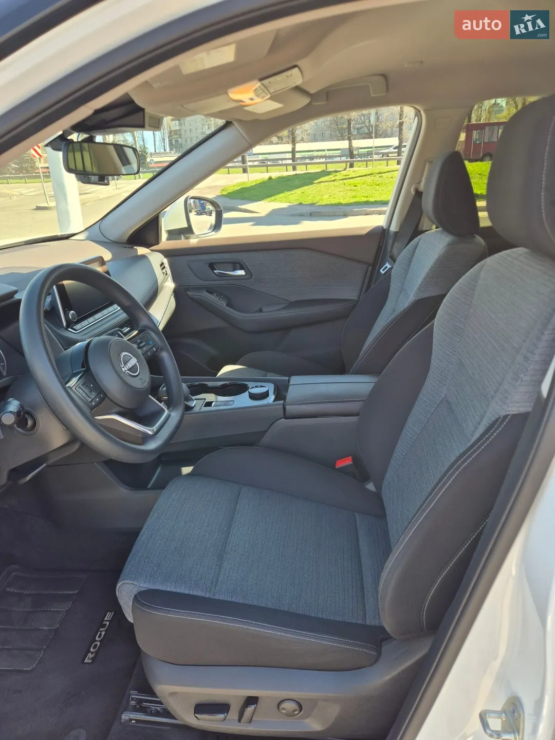 2023 Nissan Rogue - мініатюра 2