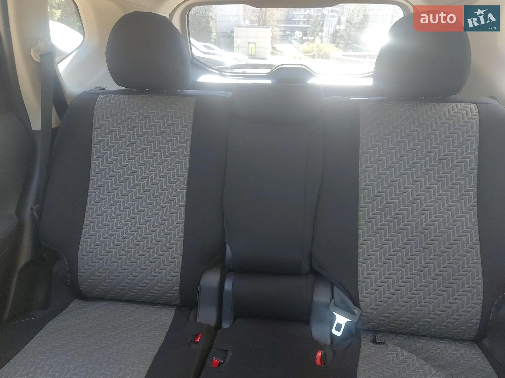 2019 Nissan Rogue - мініатюра 6