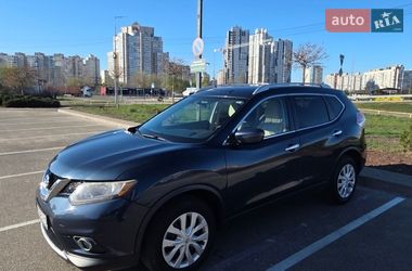 Внедорожник / Кроссовер Nissan Rogue 2016 в Киеве