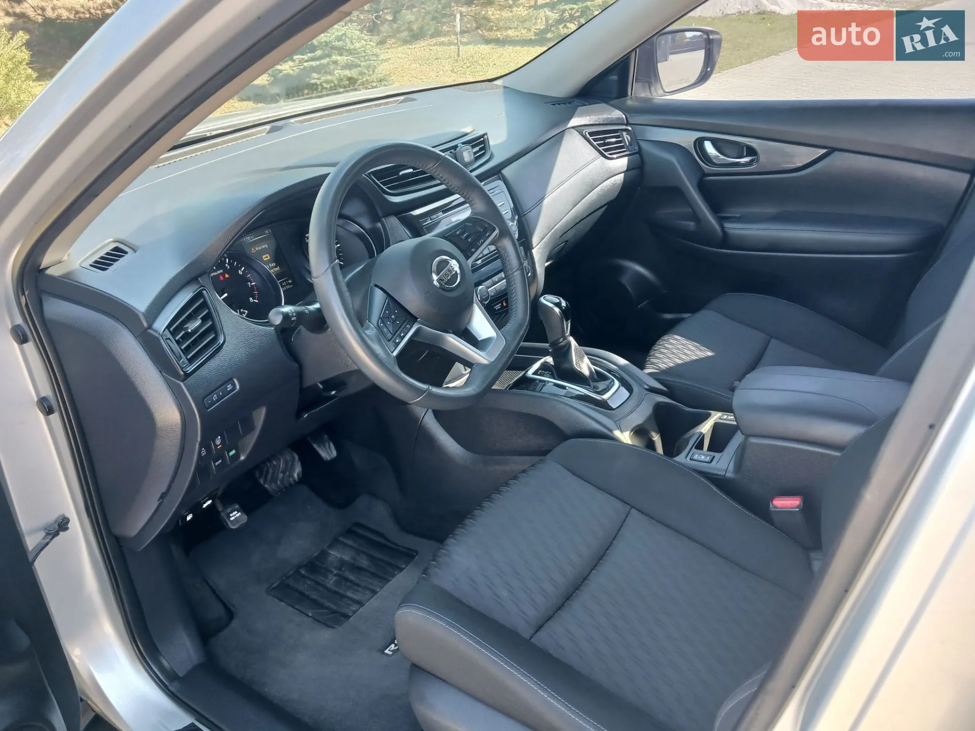2017 Nissan Rogue - мініатюра 8