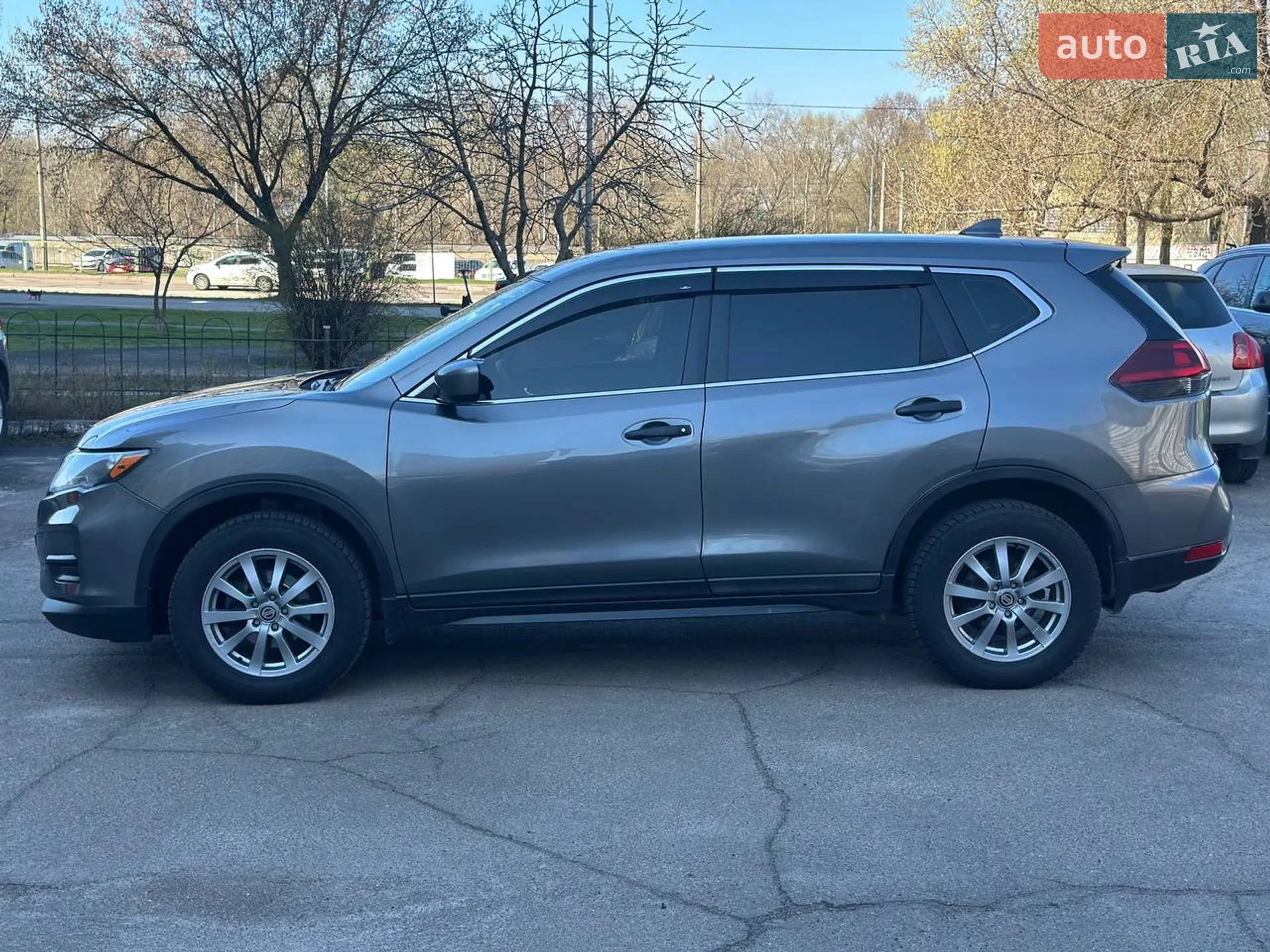2018 Nissan Rogue - мініатюра 4