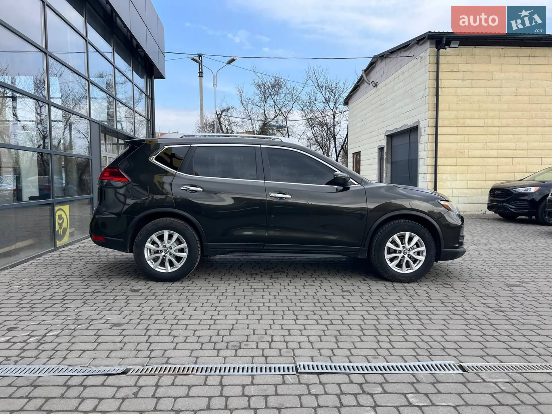 2017 Nissan Rogue - мініатюра 8
