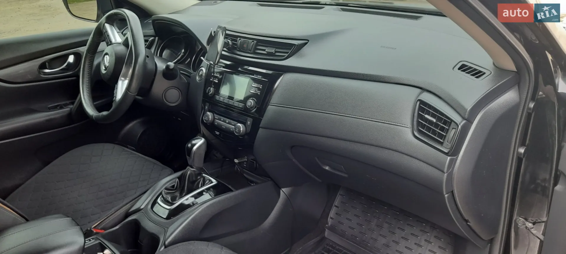 2016 Nissan Rogue - мініатюра 2