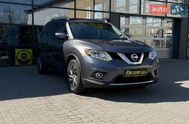 Внедорожник / Кроссовер Nissan Rogue 2016 в Ивано-Франковске