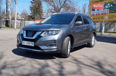 Позашляховик / Кросовер Nissan Rogue 2017 в Первомайську