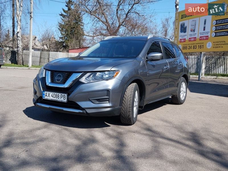 Внедорожник / Кроссовер Nissan Rogue 2017 в Первомайске