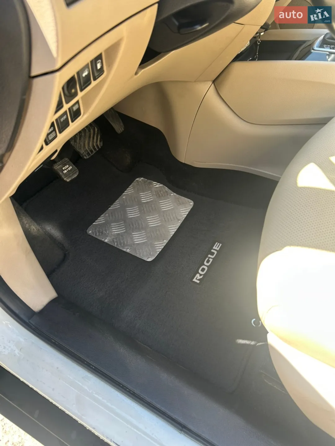 2017 Nissan Rogue - мініатюра 9
