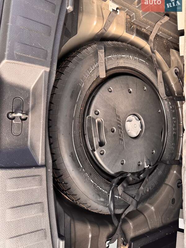 Позашляховик / Кросовер Nissan Rogue 2017 в Івано-Франківську