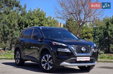 Внедорожник / Кроссовер Nissan Rogue 2023 в Хмельницком