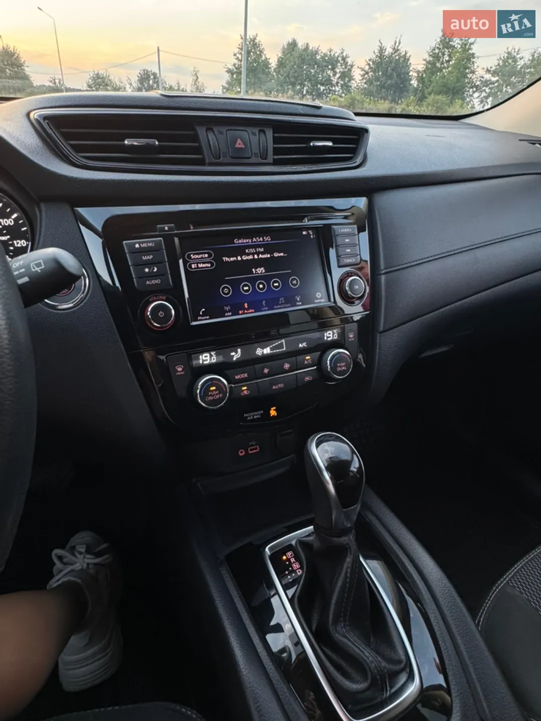 2017 Nissan Rogue - мініатюра 18