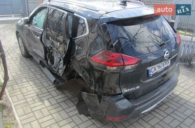 Позашляховик / Кросовер Nissan Rogue 2019 в Білозір’ї