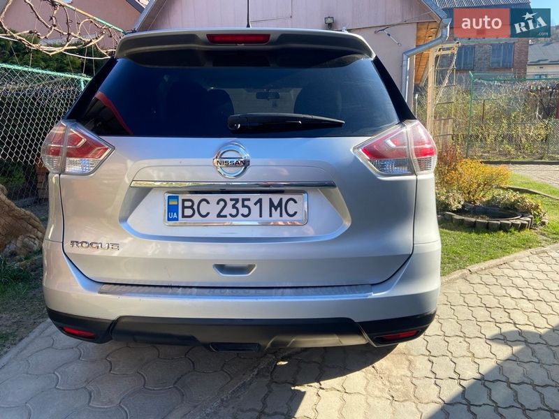 Позашляховик / Кросовер Nissan Rogue 2016 в Миколаєві