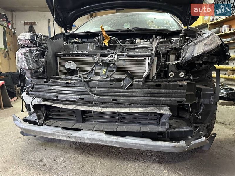 Позашляховик / Кросовер Nissan Rogue 2021 в Вінниці