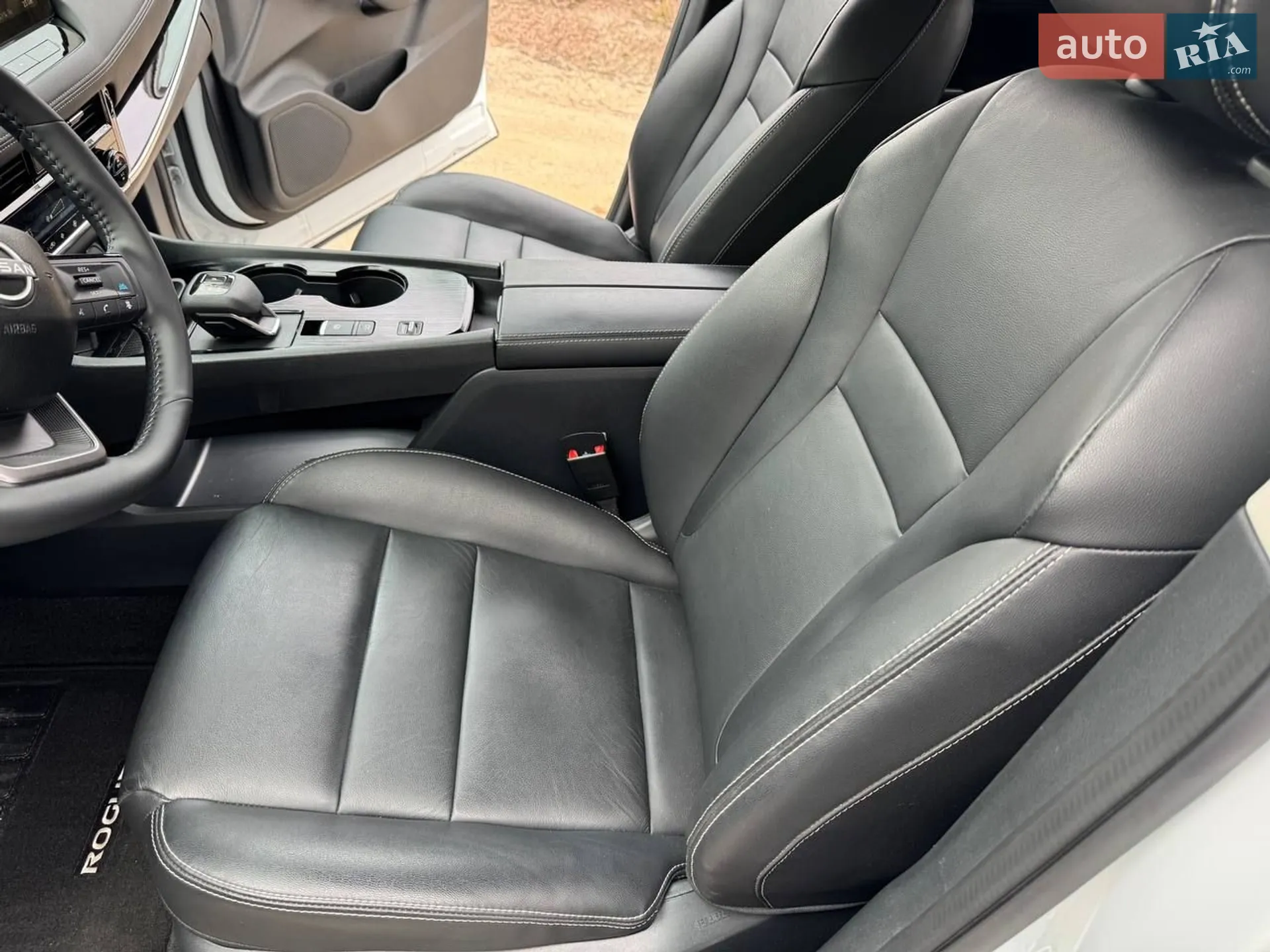 2025 Nissan Rogue - мініатюра 41
