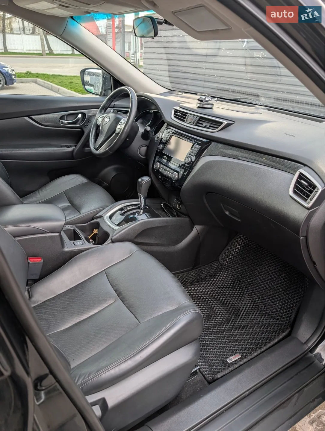 2015 Nissan Rogue - мініатюра 28