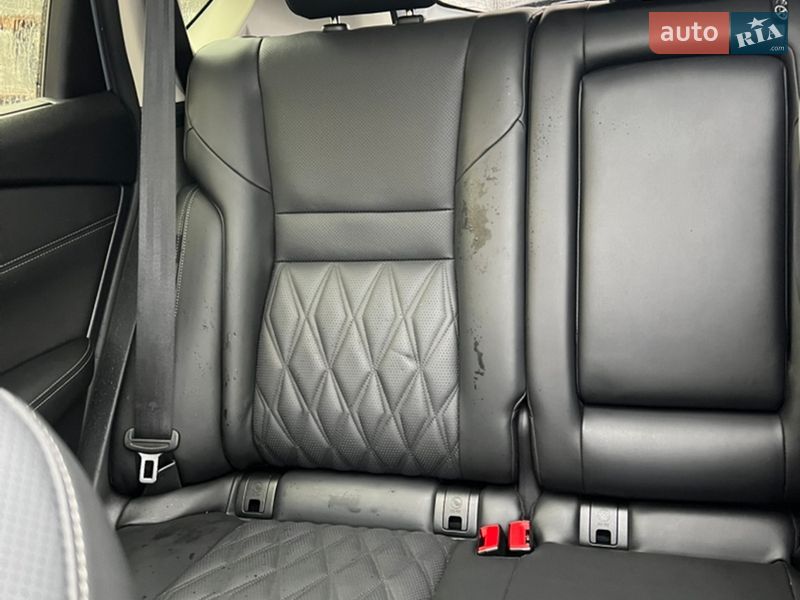 Позашляховик / Кросовер Nissan Rogue 2023 в Софіївській Борщагівці