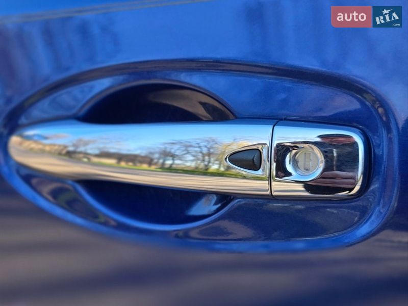 Позашляховик / Кросовер Nissan Rogue 2017 в Кам'янському