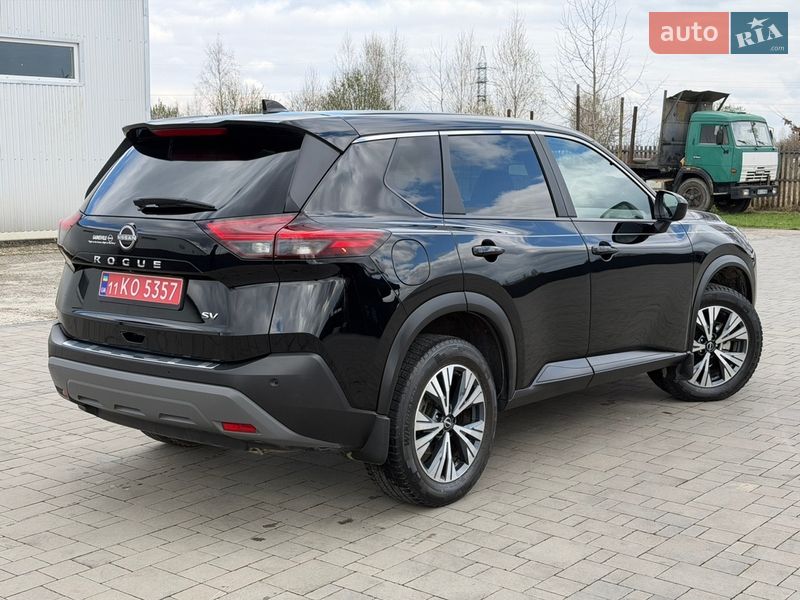 Позашляховик / Кросовер Nissan Rogue 2023 в Калуші