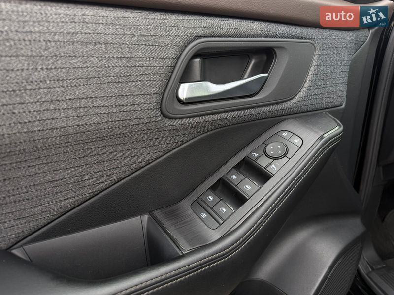 Позашляховик / Кросовер Nissan Rogue 2023 в Калуші