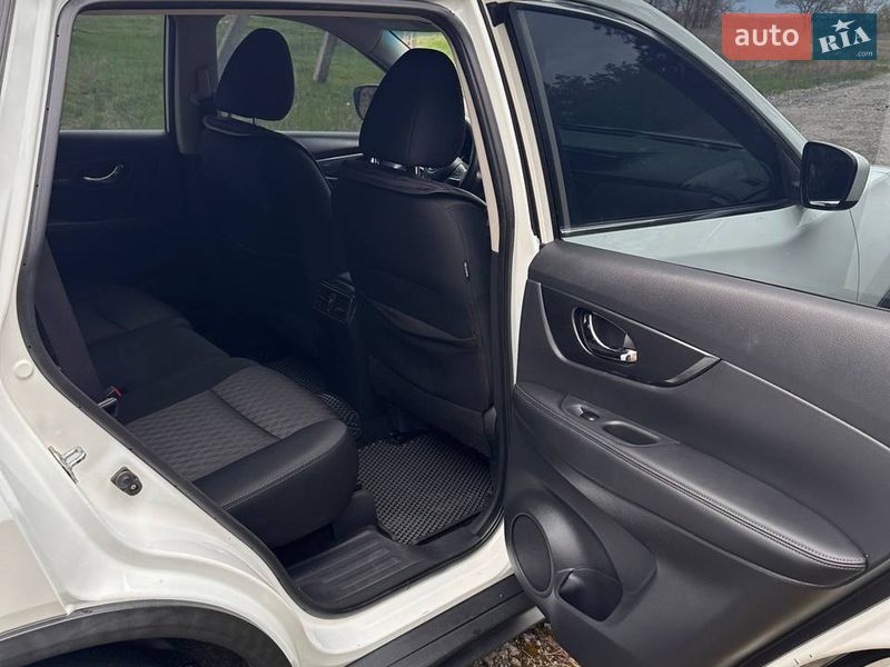 Позашляховик / Кросовер Nissan Rogue 2017 в Полтаві фото 22 Позашляховик / Кросовер Nissan Rogue 2017 в Полтаві