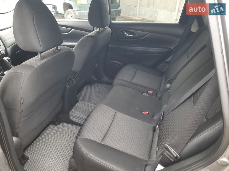 Позашляховик / Кросовер Nissan Rogue 2018 в Рівному