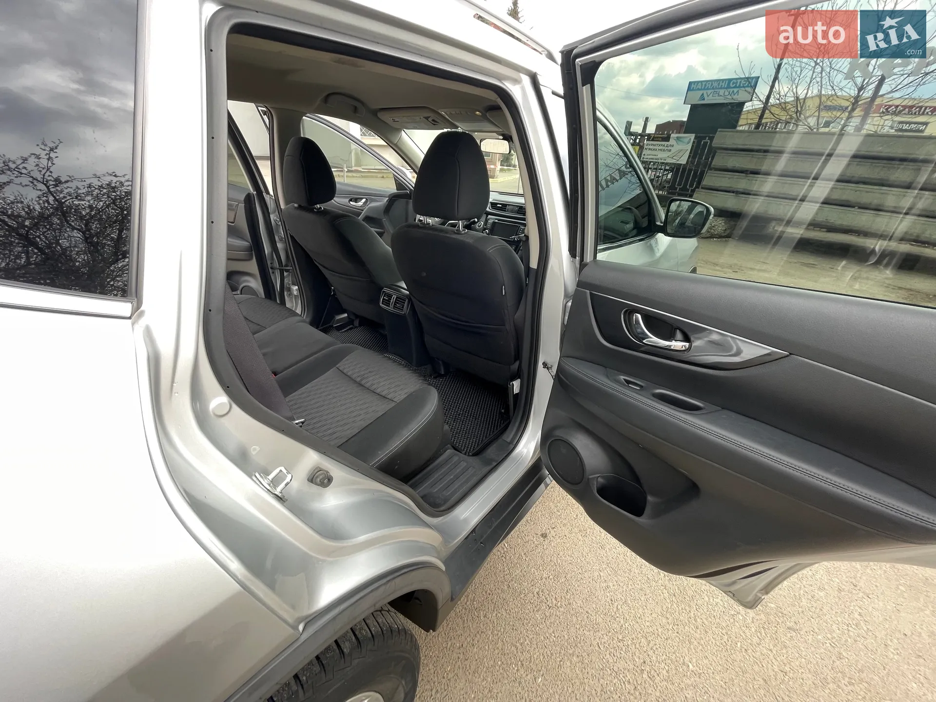 2019 Nissan Rogue - мініатюра 9