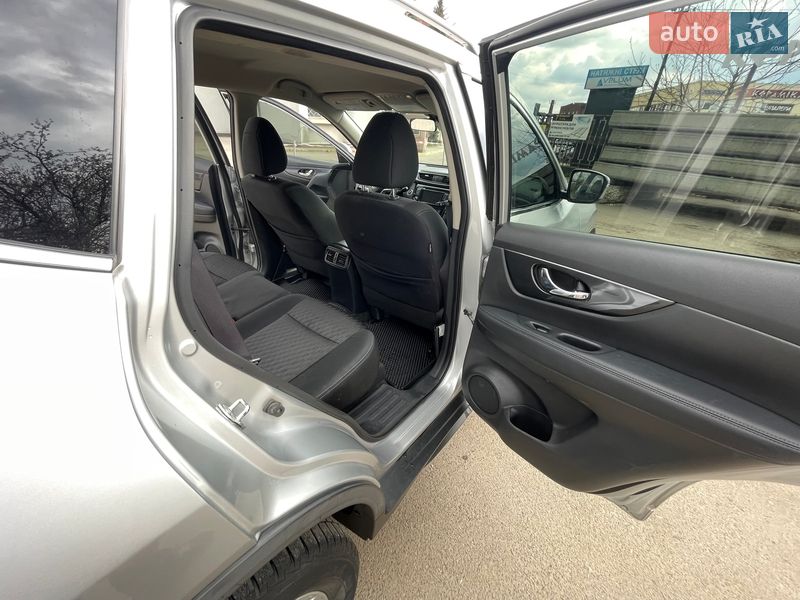 Внедорожник / Кроссовер Nissan Rogue 2019 в Львове