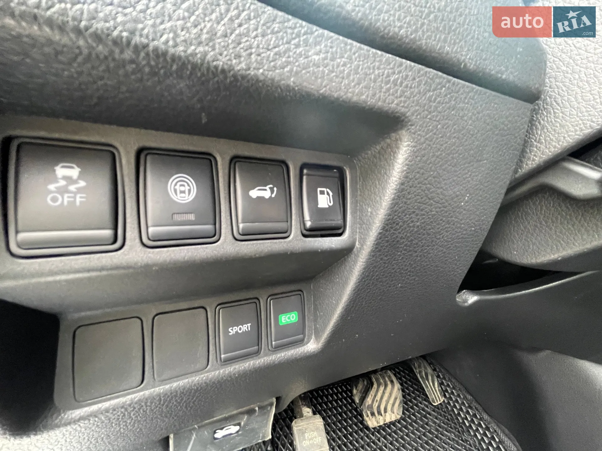 2019 Nissan Rogue - мініатюра 14