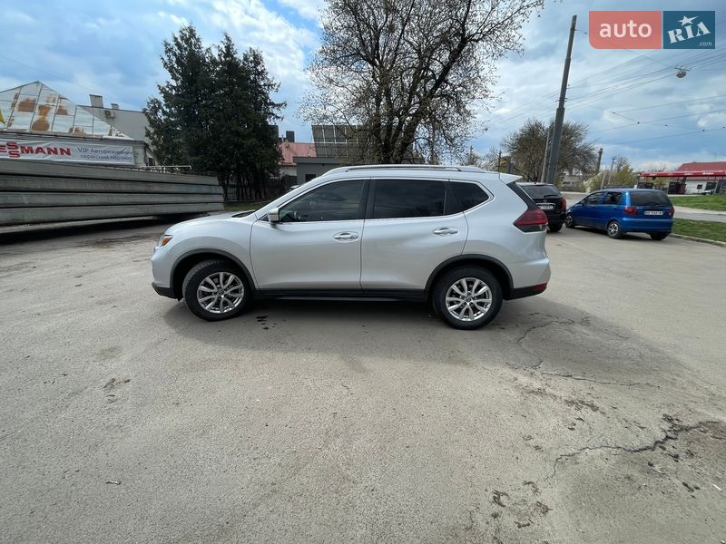 Внедорожник / Кроссовер Nissan Rogue 2019 в Львове