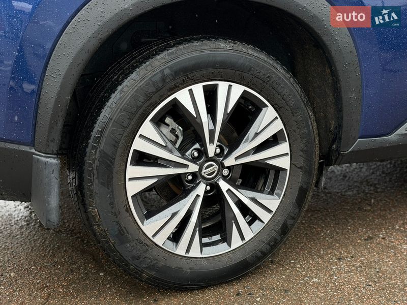 Позашляховик / Кросовер Nissan Rogue 2021 в Сумах