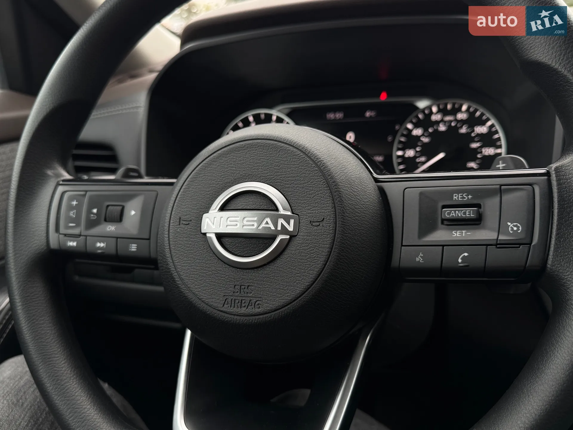2021 Nissan Rogue - мініатюра 8