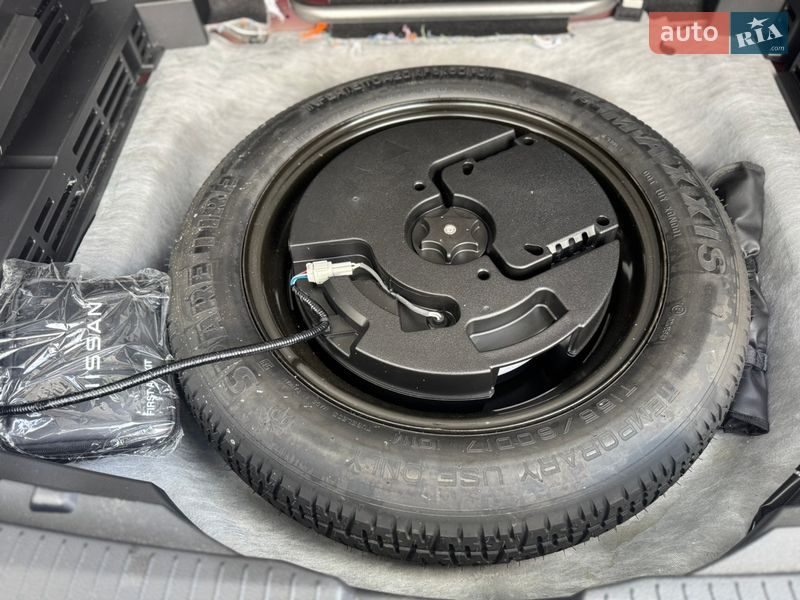 Внедорожник / Кроссовер Nissan Rogue 2023 в Ровно