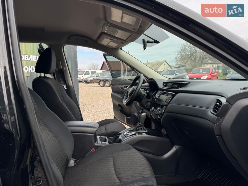Позашляховик / Кросовер Nissan Rogue 2018 в Харкові
