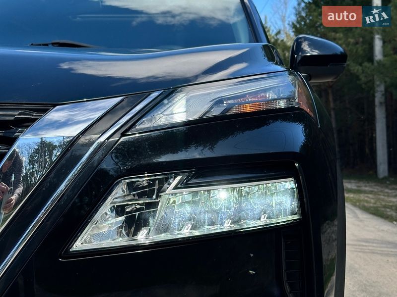 Внедорожник / Кроссовер Nissan Rogue 2021 в Белогородке