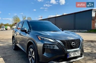 Внедорожник / Кроссовер Nissan Rogue 2023 в Львове