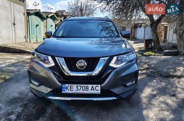 Внедорожник / Кроссовер Nissan Rogue 2019 в Николаеве