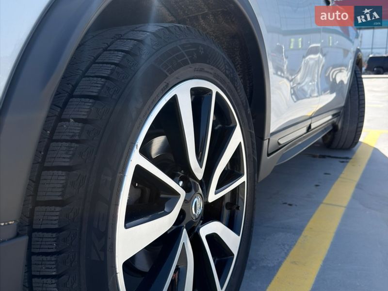 Позашляховик / Кросовер Nissan Rogue 2018 в Тернополі