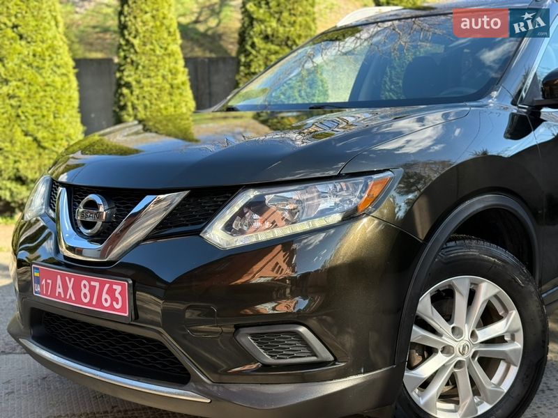 Позашляховик / Кросовер Nissan Rogue 2016 в Лубнах