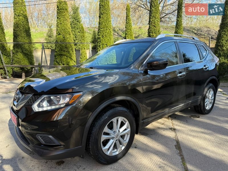Позашляховик / Кросовер Nissan Rogue 2016 в Лубнах